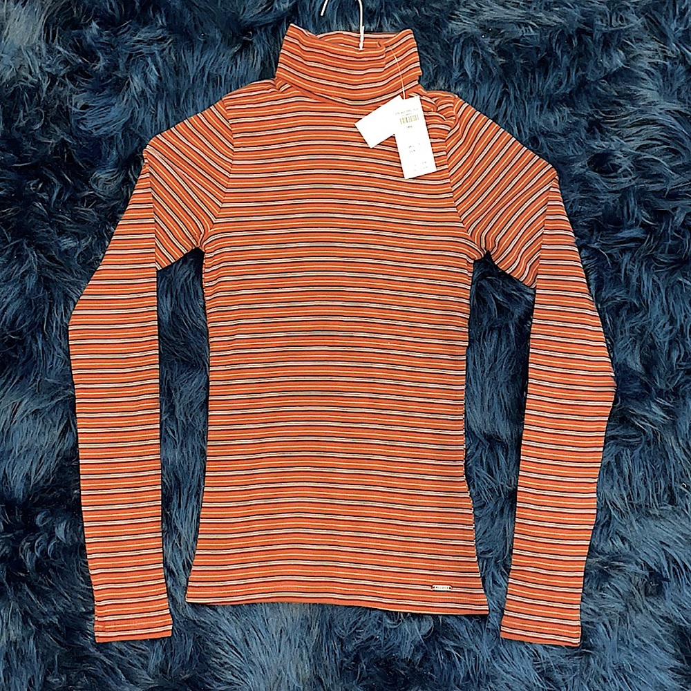 NWT Hollister Ribbed Stripe Turtleneck